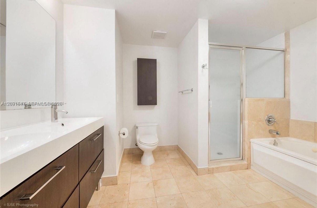 357 Almeria Avenue 606, Coral Gables, FL 33134 photo 13