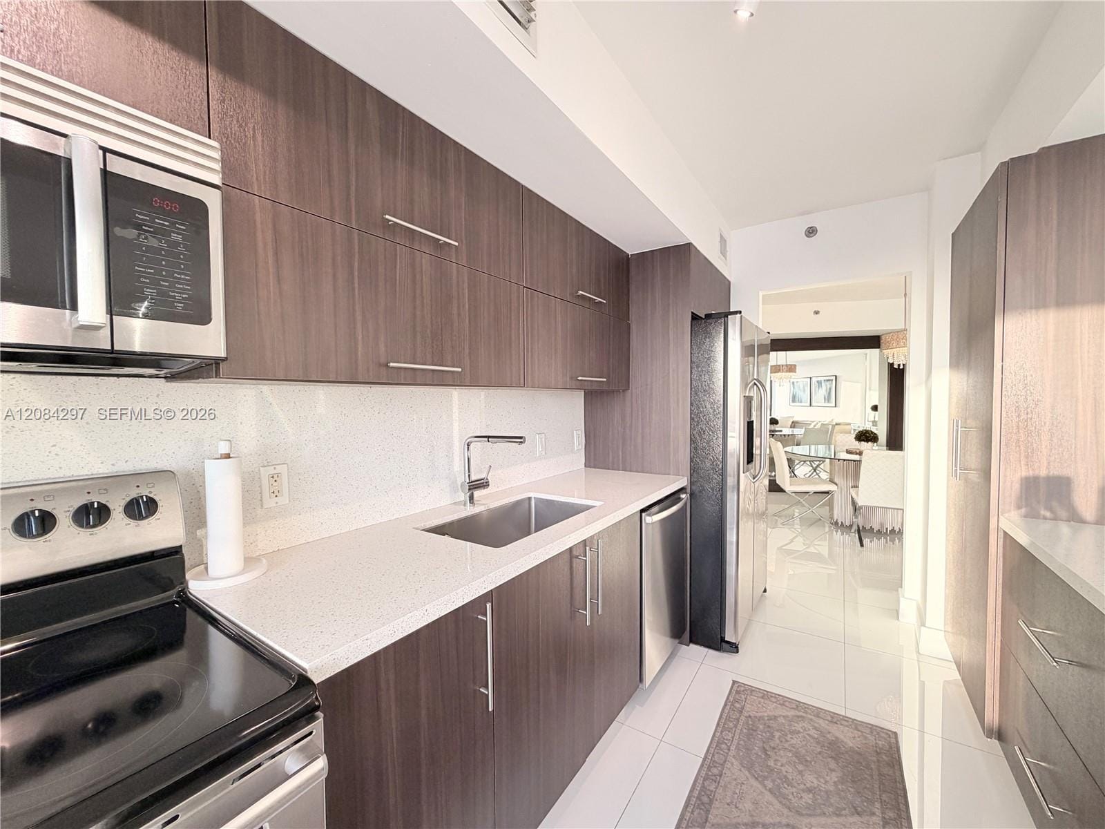 1000 W Island Boulevard 1911, Aventura, FL 33160 photo 22