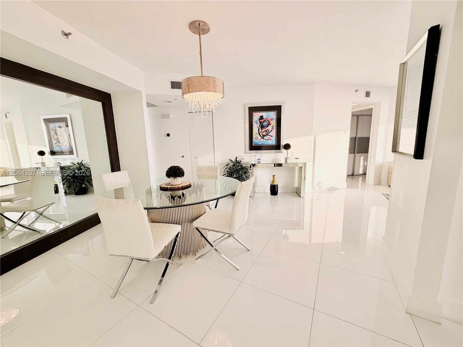 1000 W Island Boulevard 1911, Aventura, FL 33160 photo 23