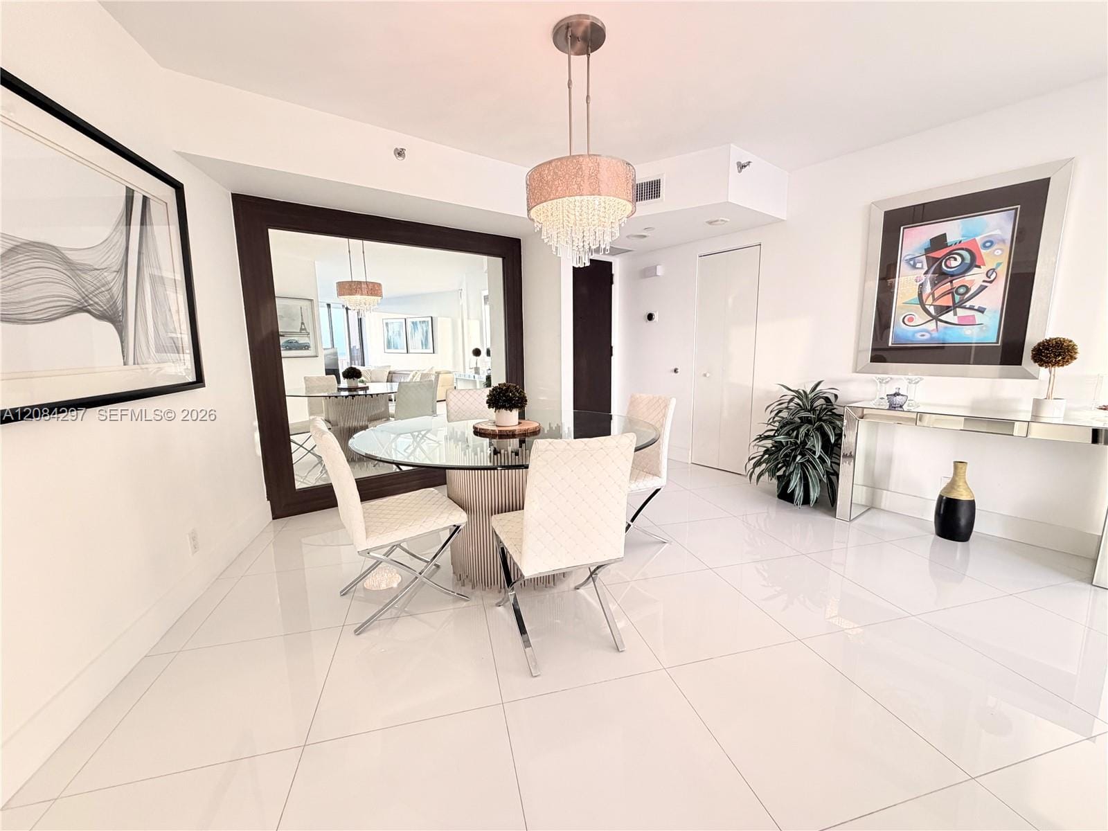 1000 W Island Boulevard 1911, Aventura, FL 33160 photo 24