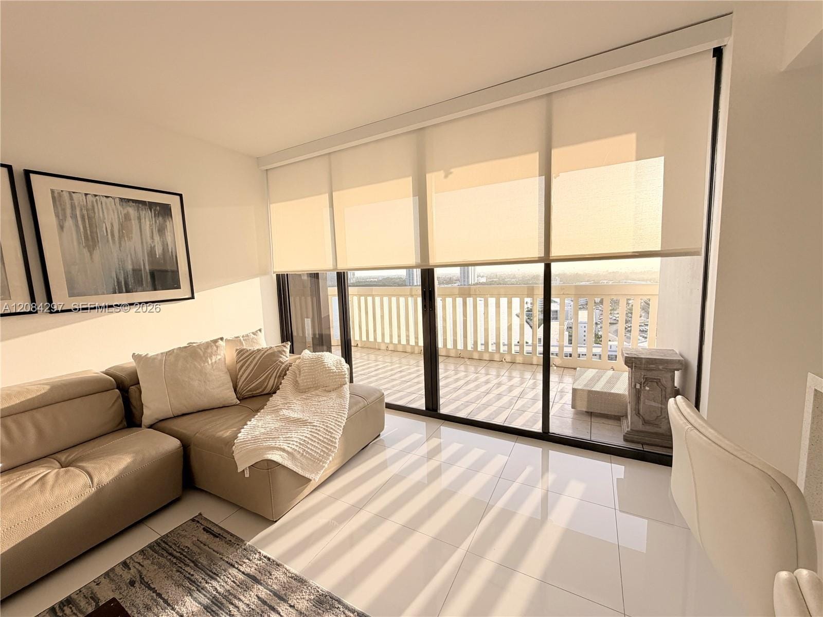 1000 W Island Boulevard 1911, Aventura, FL 33160 photo 8