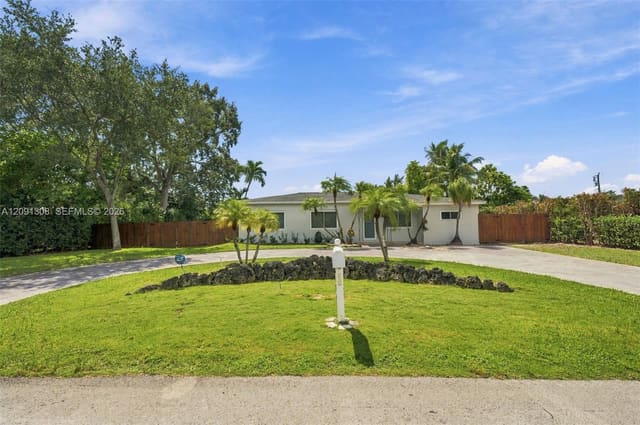 7120 SW 58th Street, Miami, FL 33143