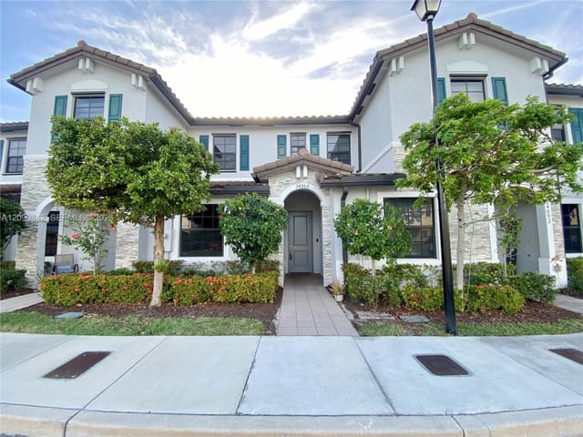 24902 SW 114th Avenue, Homestead, FL 33032