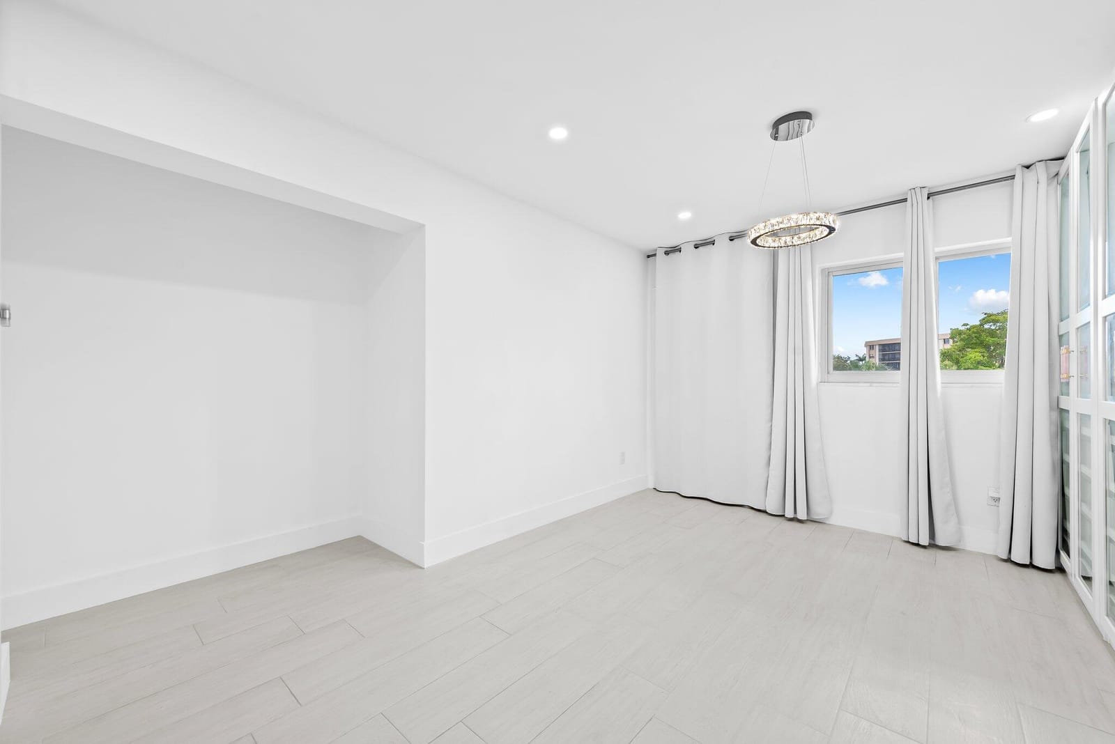 877 NE 195TH Street 422, Miami, FL 33179 photo 13