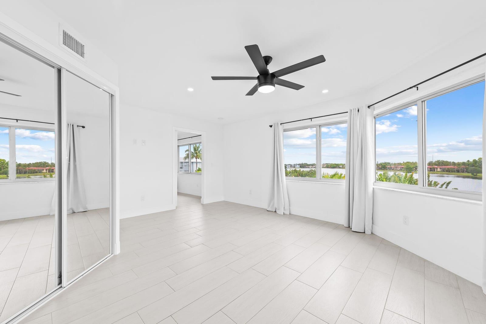 877 NE 195TH Street 422, Miami, FL 33179 photo 14