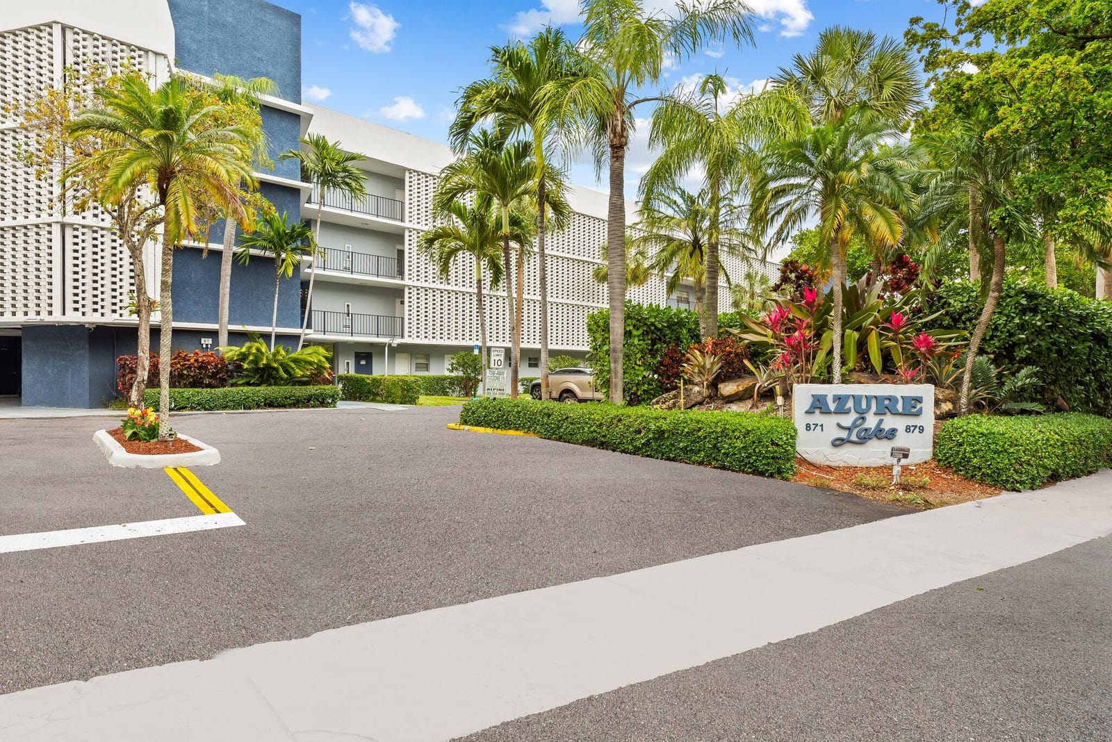 877 NE 195TH Street 422, Miami, FL 33179 photo 18