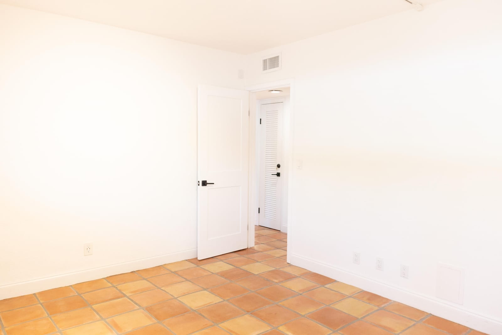 139 SUNRISE Avenue 107, Palm Beach, FL 33480 photo 29