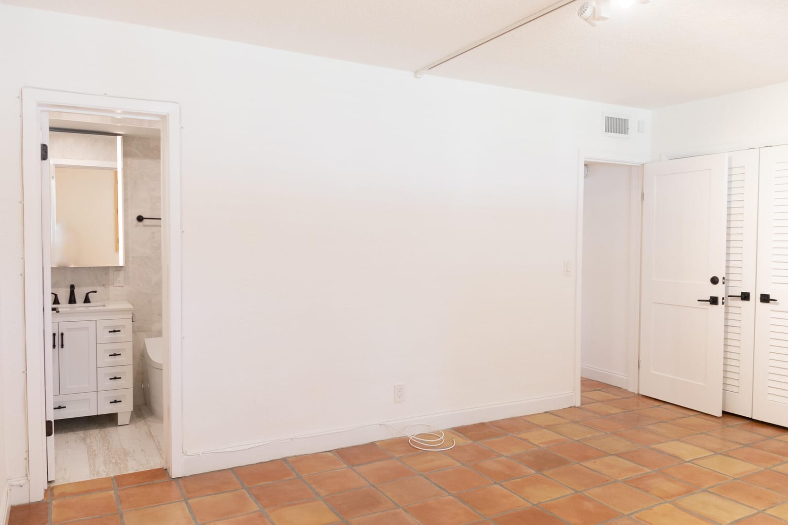 139 SUNRISE Avenue 107, Palm Beach, FL 33480 photo 30