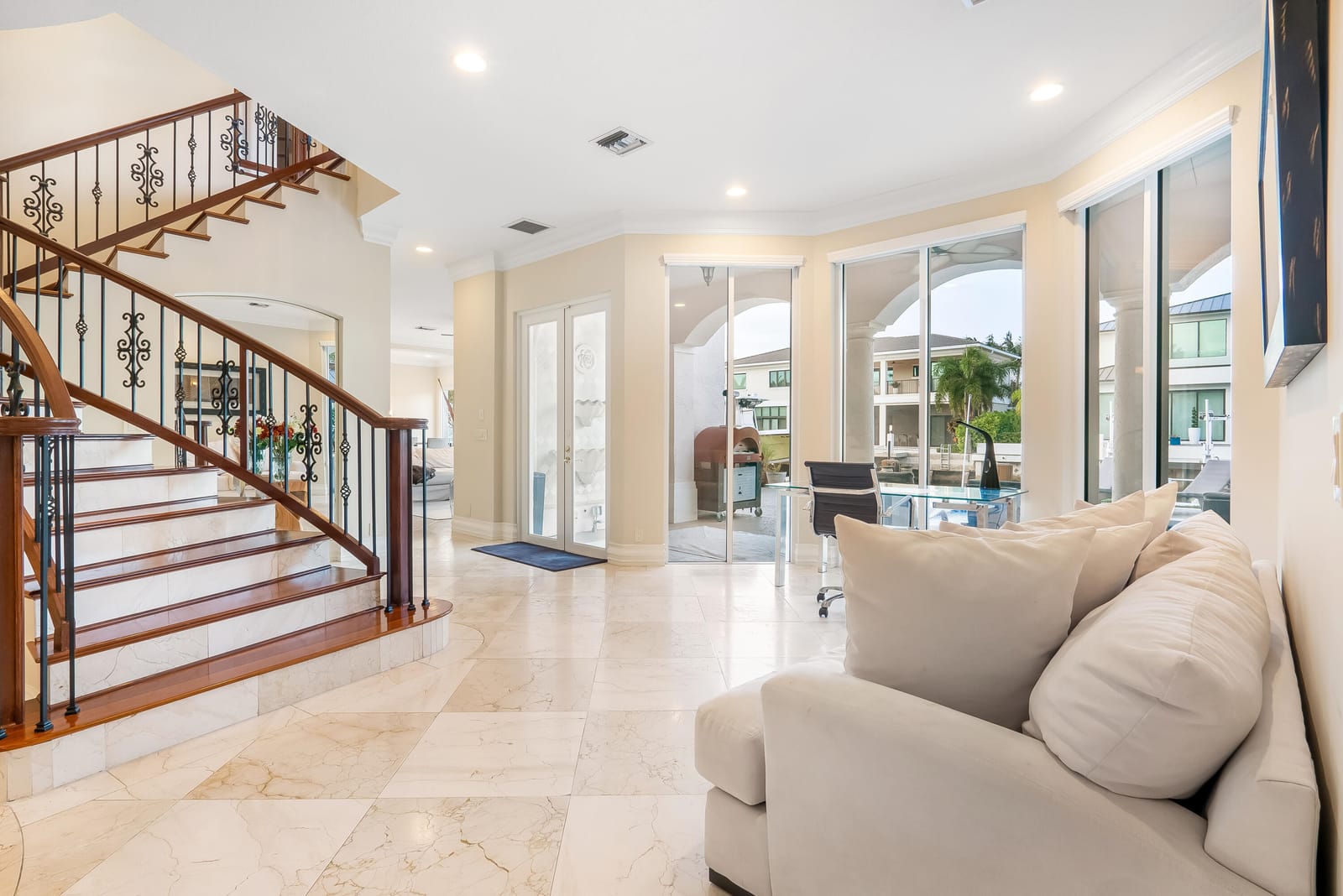 961 Banyan Drive — photo 12