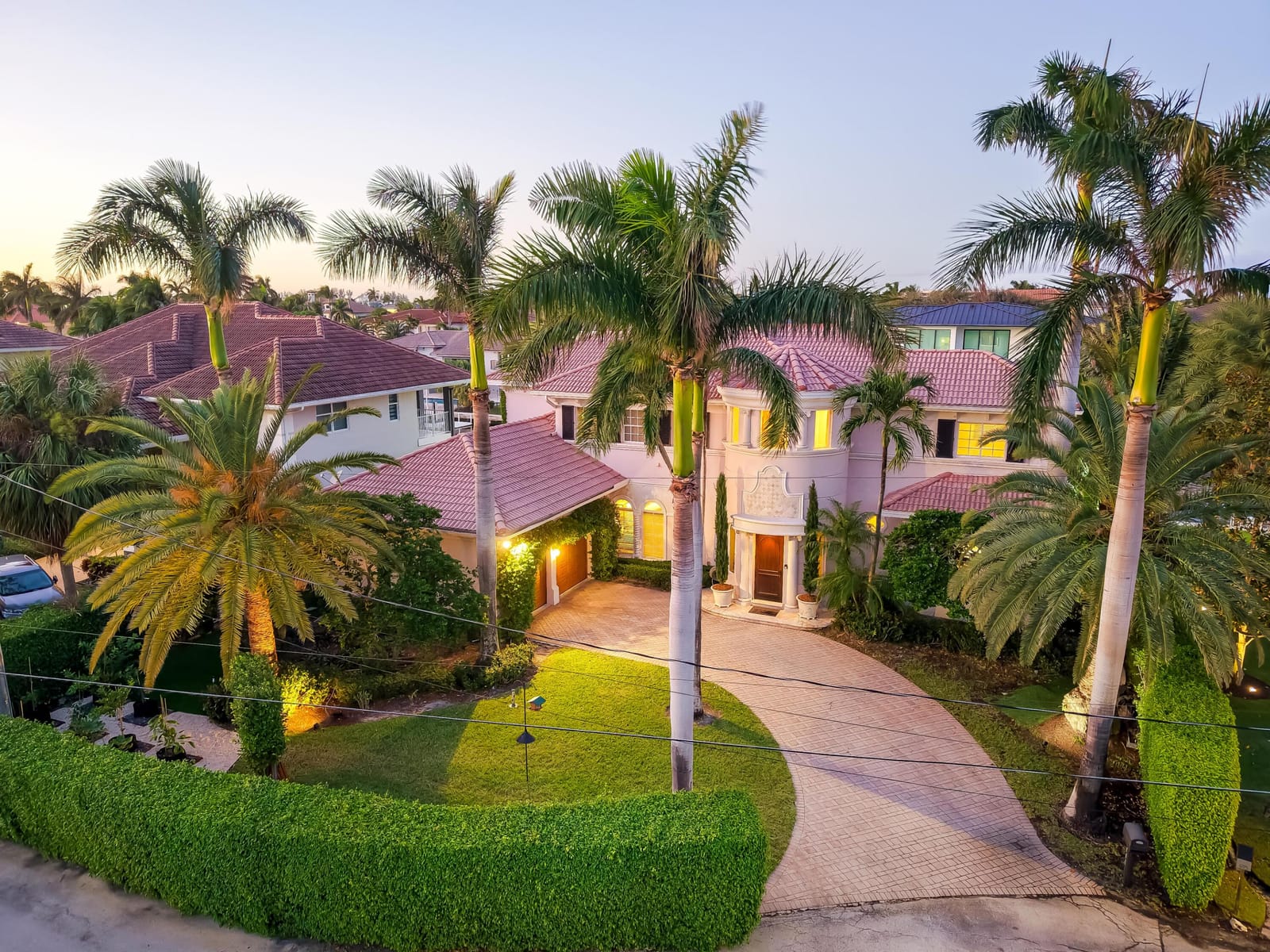 961 Banyan Drive — photo 4