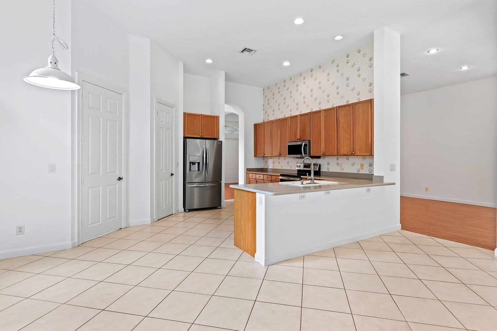 6856 HOULTON Circle, Lake Worth, FL 33467 photo 7