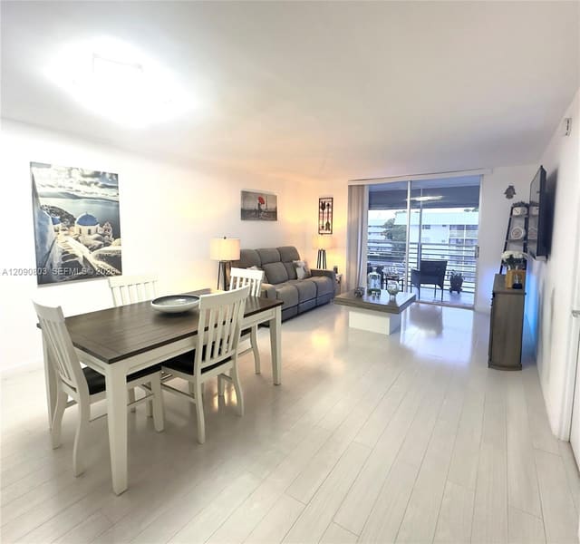 3750 NE 170th Street 404, North Miami Beach, FL 33160