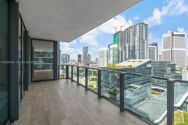 88 SW 7th Street 1901, Miami, FL 33130