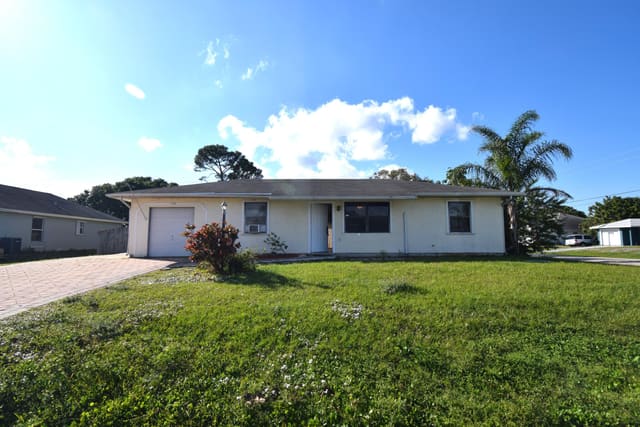 1102 SW Hibiscus Street, Port St. Lucie, FL 34983