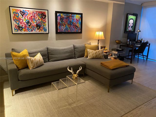 5401 Collins Avenue 210, Miami Beach, FL 33140