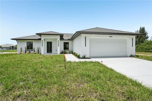 2800 NW 10th Street, Cape Coral, FL 33993