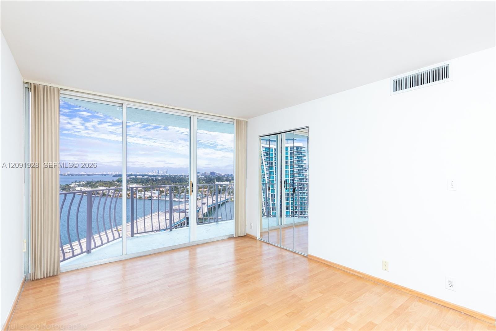 7601 E Treasure Drive 1718, North Bay Village, FL 33141 photo 18