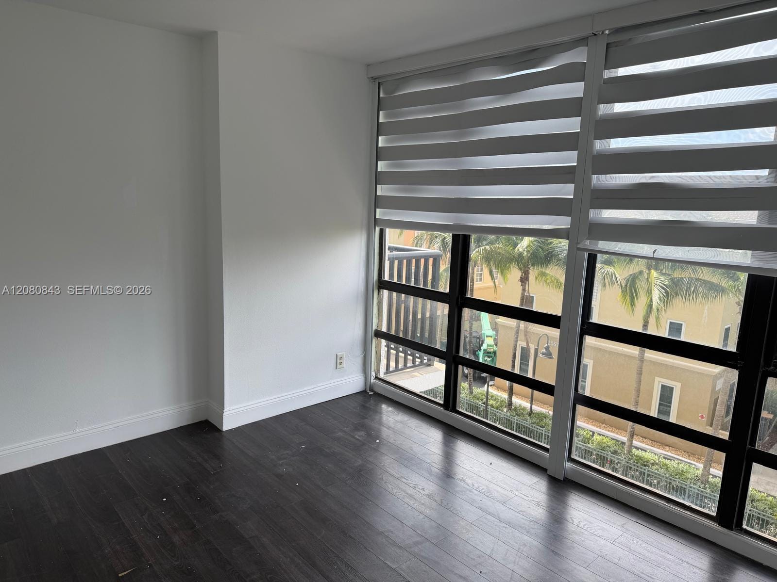 2049 S Ocean Drive 407 — photo 3