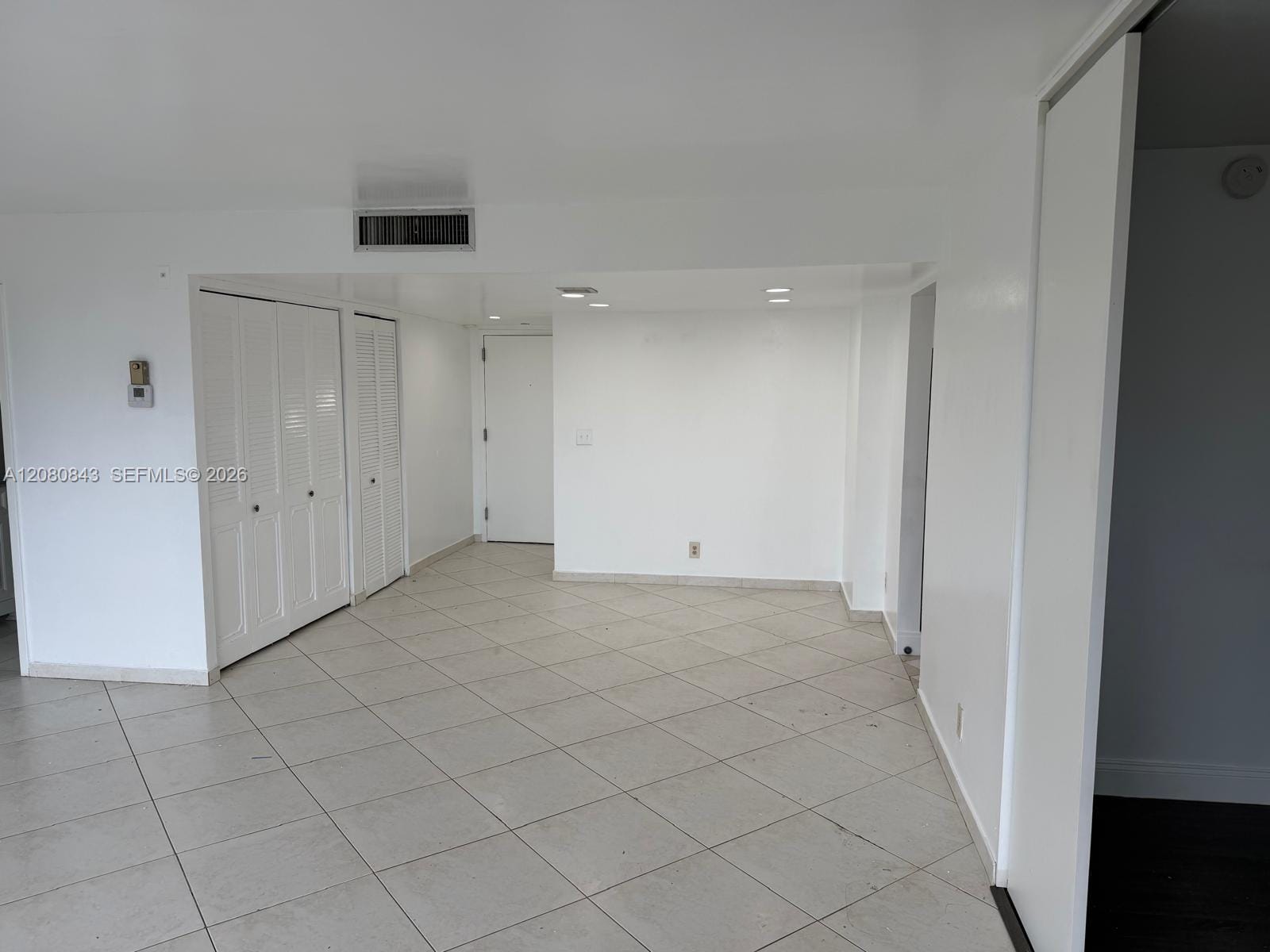 2049 S Ocean Drive 407 — photo 4