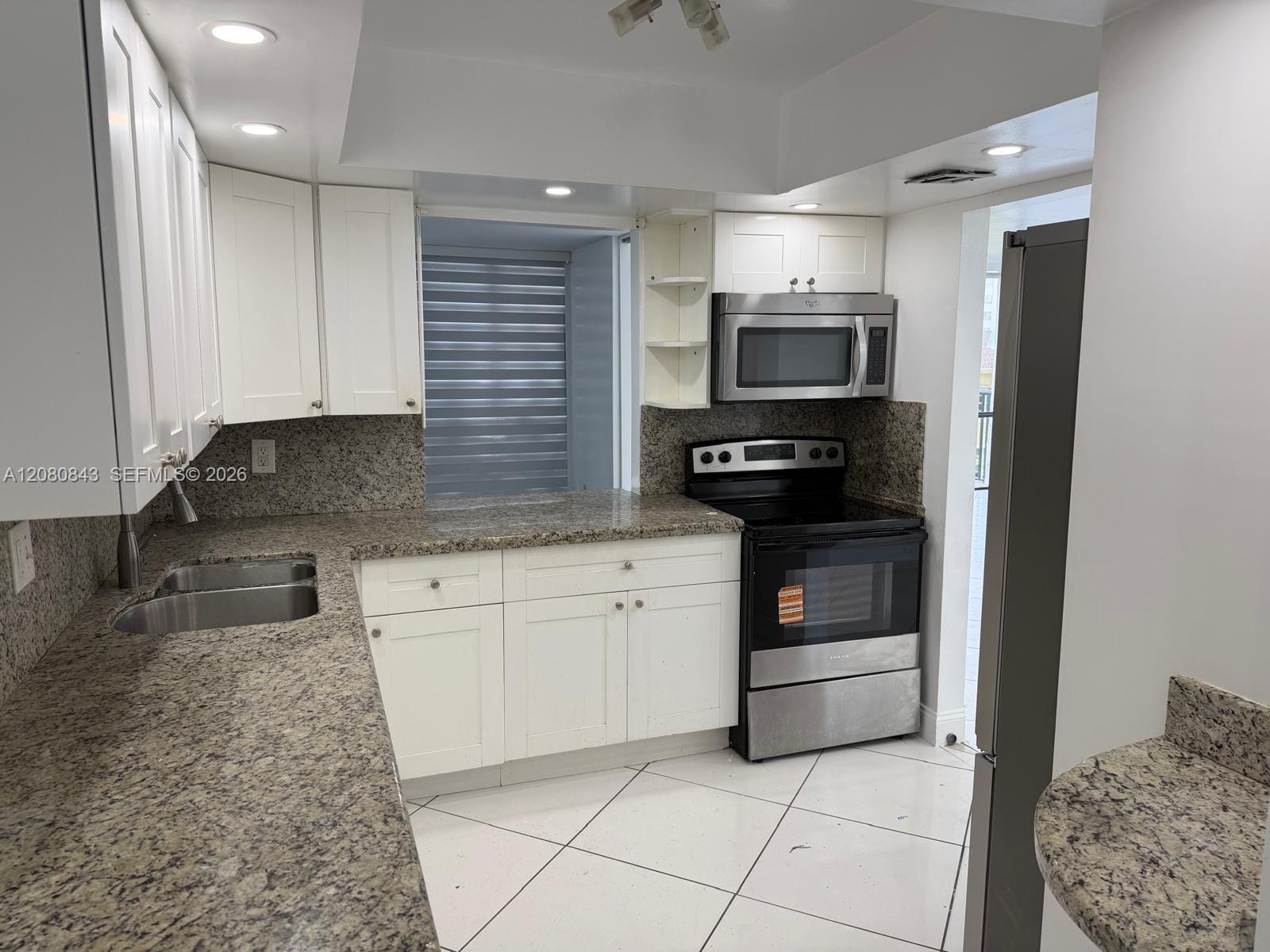 2049 S Ocean Drive 407 — photo 10