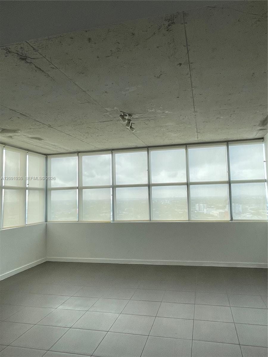 3301 NE 1st Avenue H2501, Miami, FL 33137 photo 11