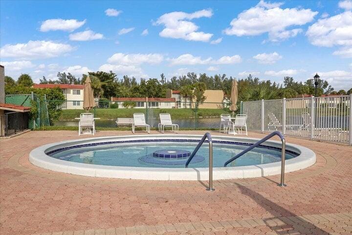 160 LAKE FRANCES Drive — photo 7