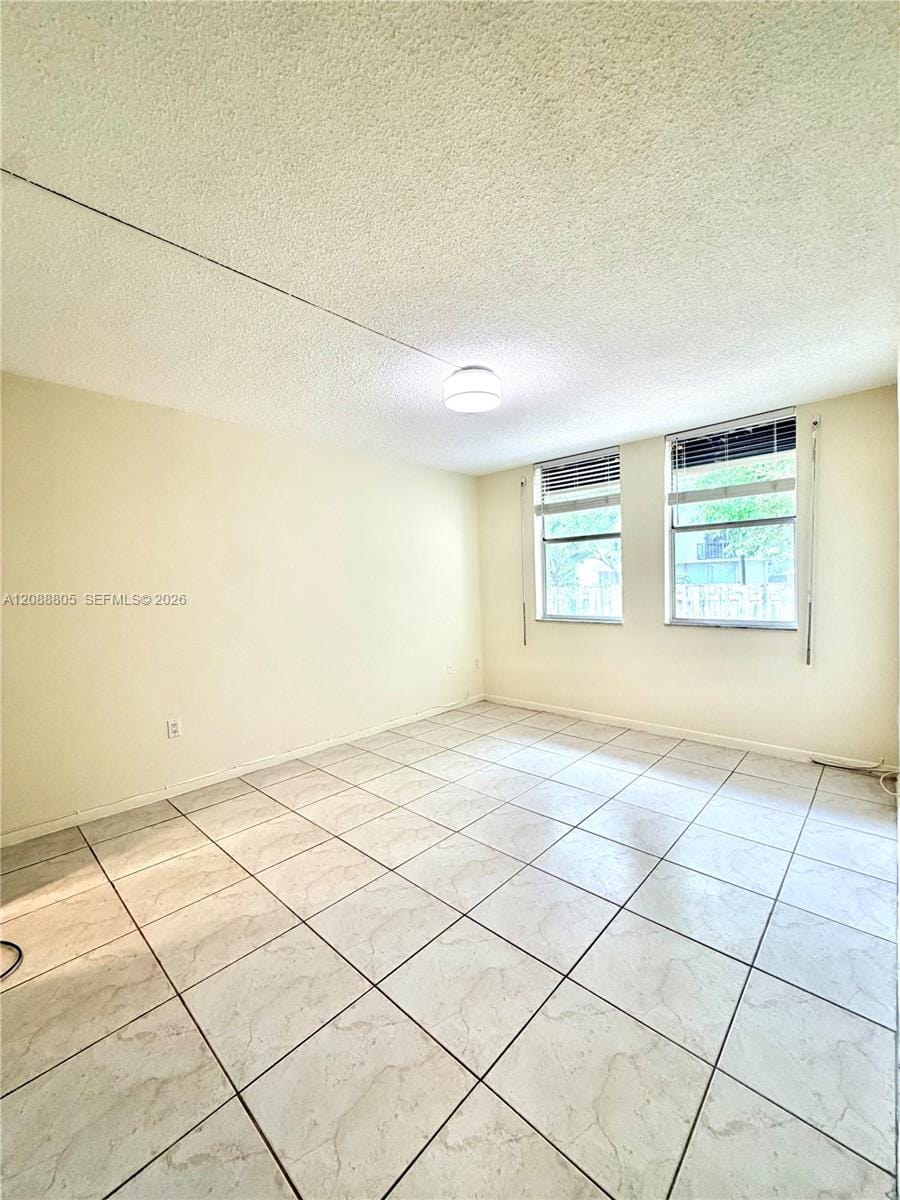1655 NE 115th Street 11B, Miami, FL 33181 photo 15