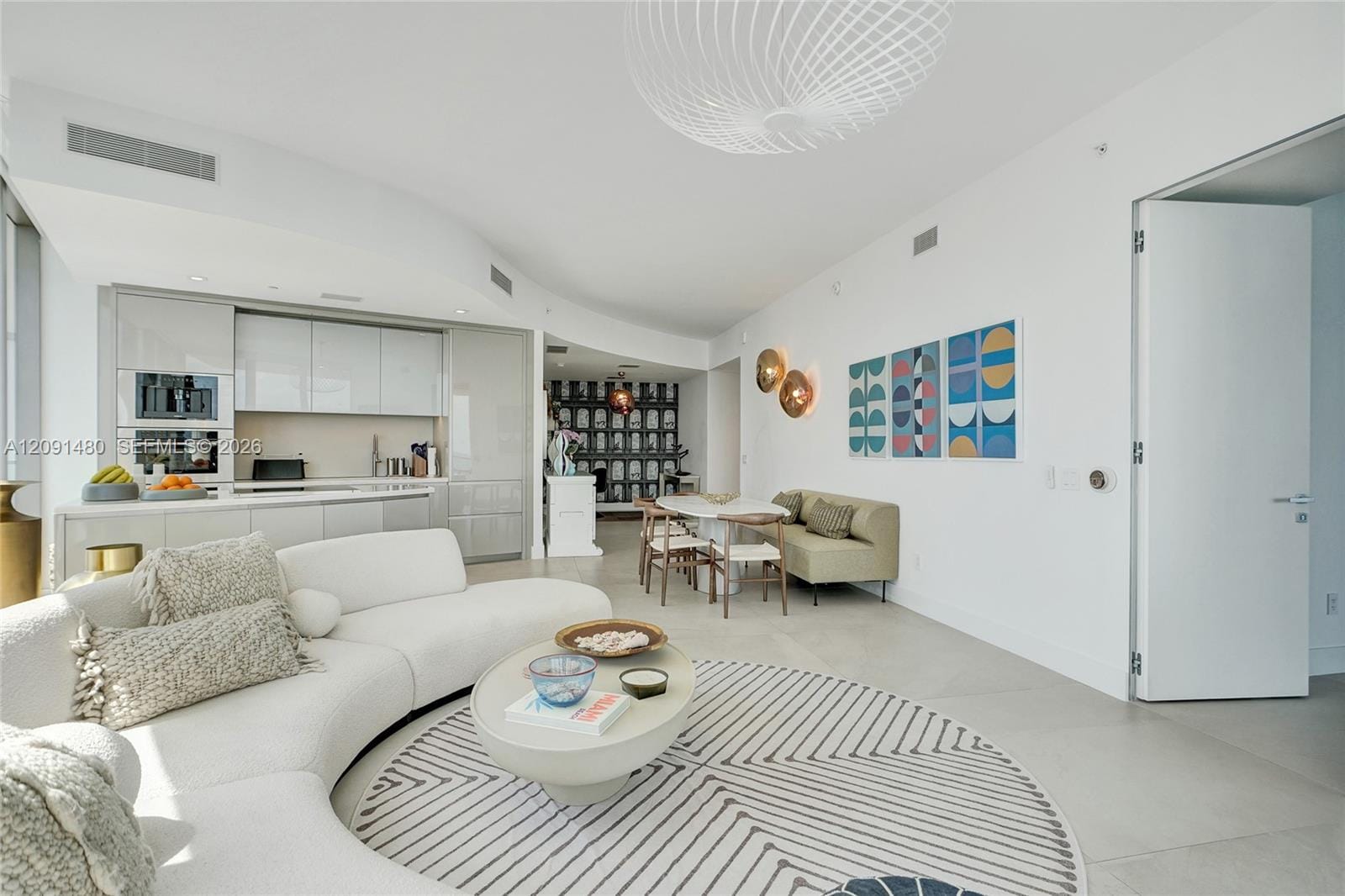 18975 Collins Avenue 704, Sunny Isles Beach, FL 33160 photo 4