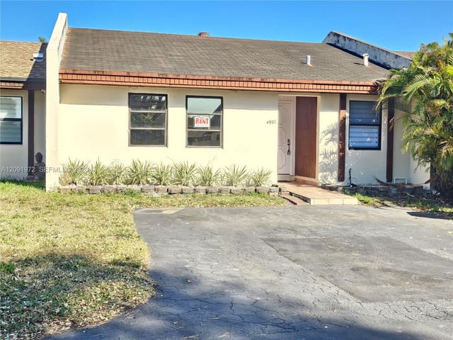 4907 SW 137th Court 0, Miami, FL 33175
