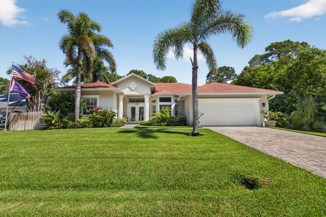 1925 SW OAKWOOD Road, Port St. Lucie, FL 34953