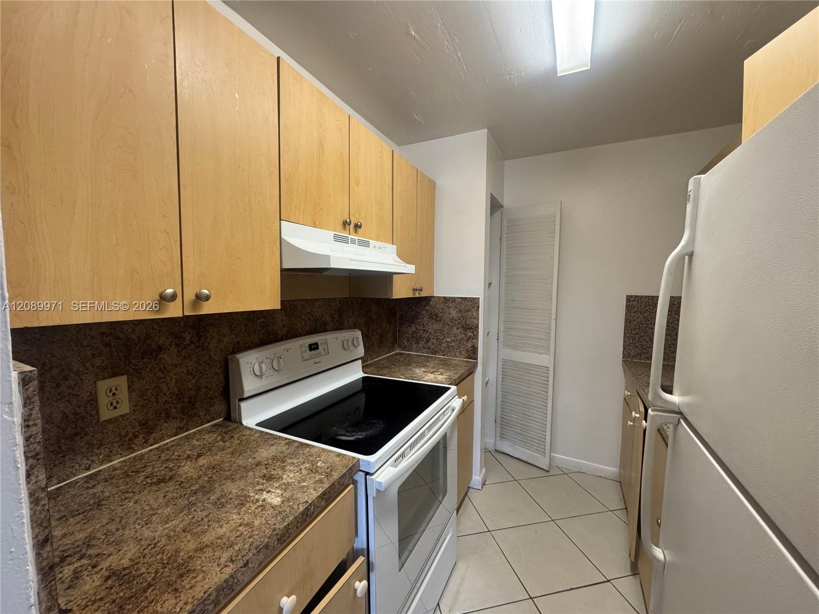 888 NE 132nd Street 205, North Miami, FL 33161 photo 4