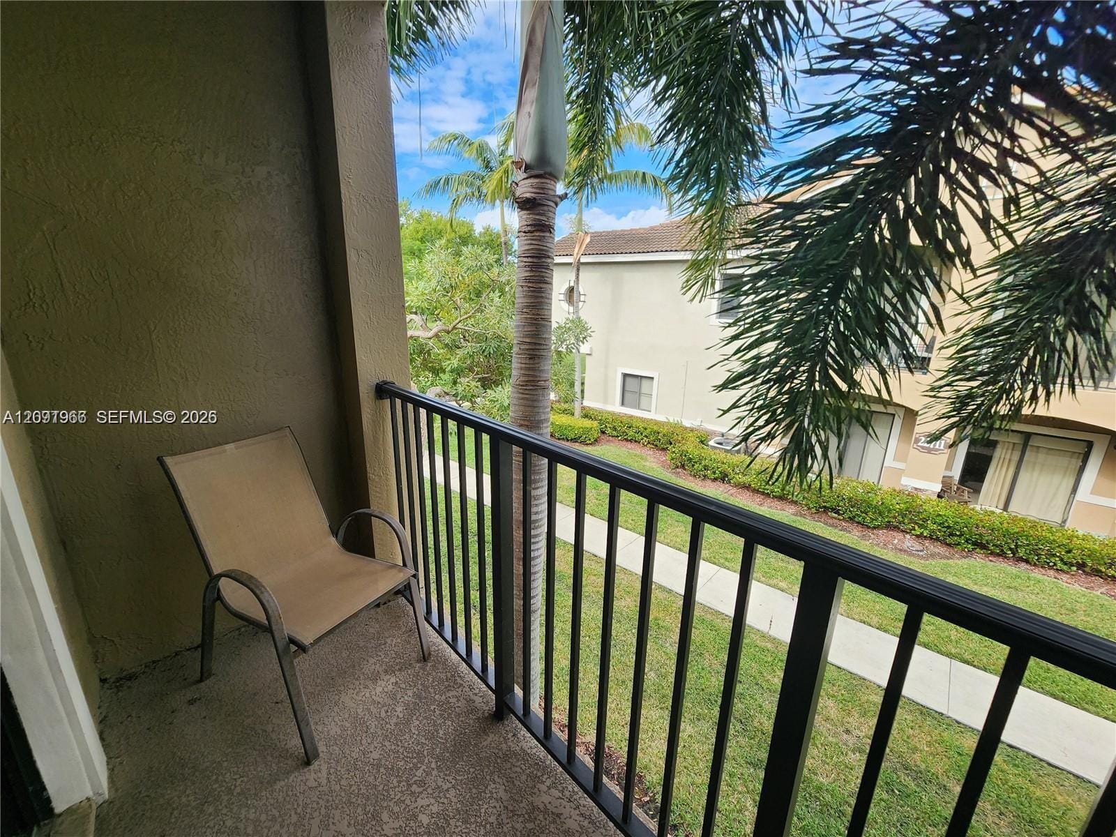 22811 SW 88th Place 6-22 — photo 4