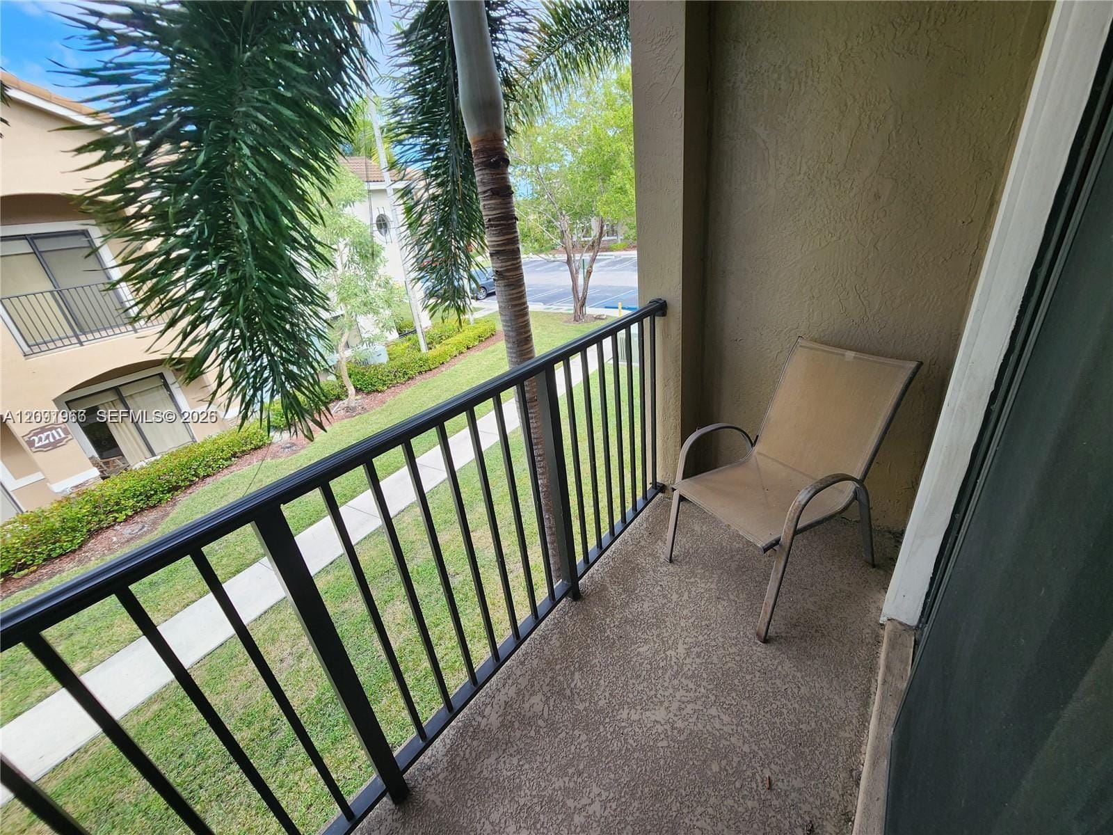 22811 SW 88th Place 6-22 — photo 5