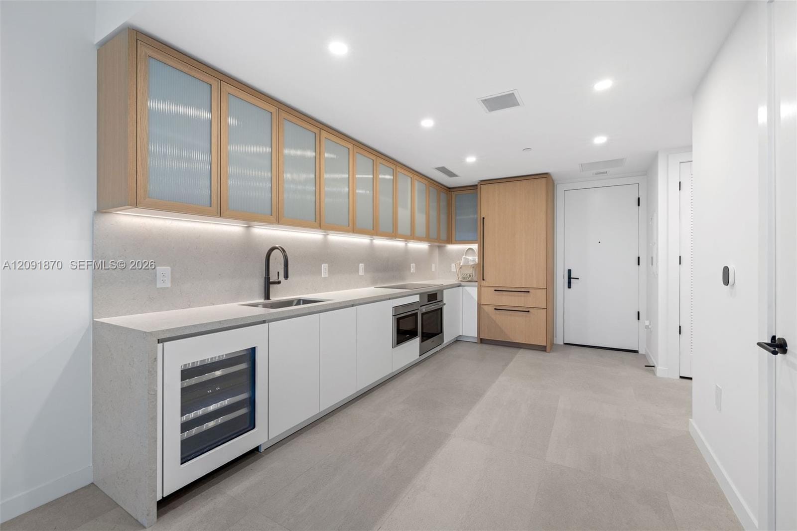 2200 Brickell Avenue 206 — photo 8
