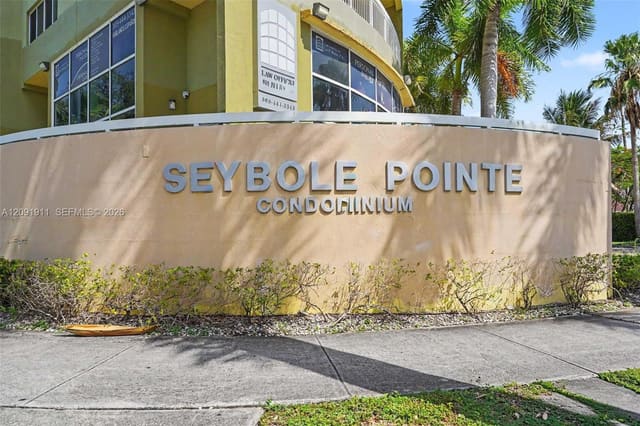 816 NW 11th Street 906, Miami, FL 33136