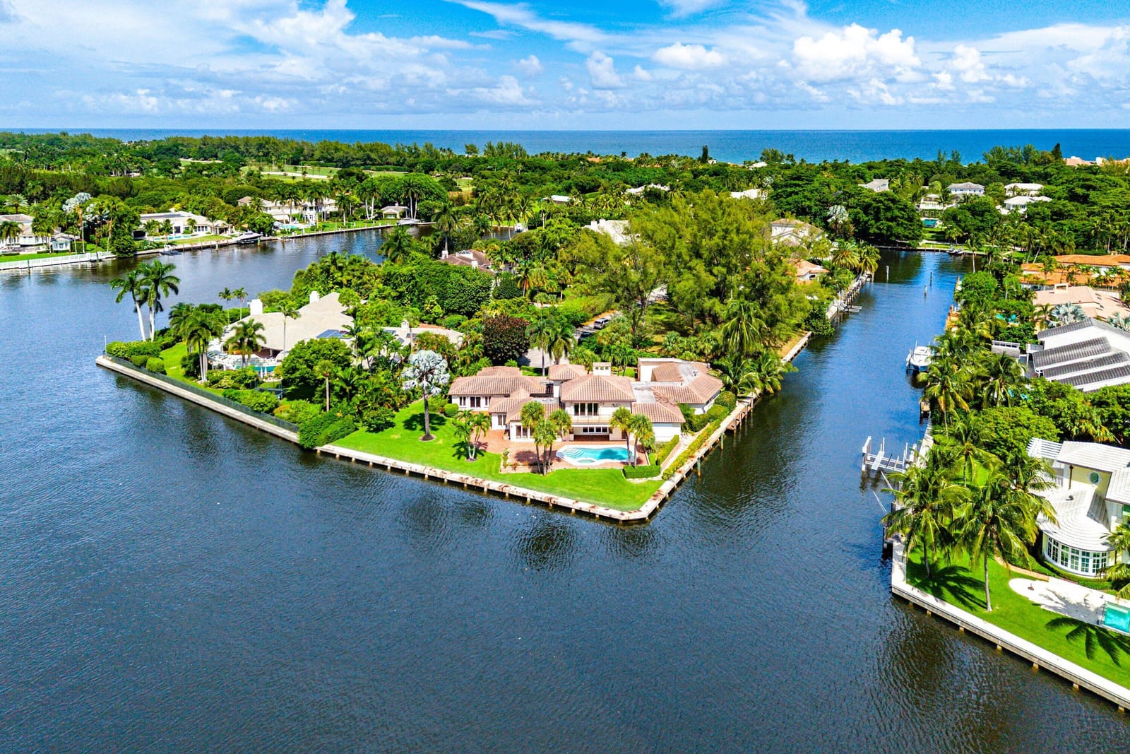 11 Hidden Harbour Drive, Gulf Stream, FL 33483 photo 2