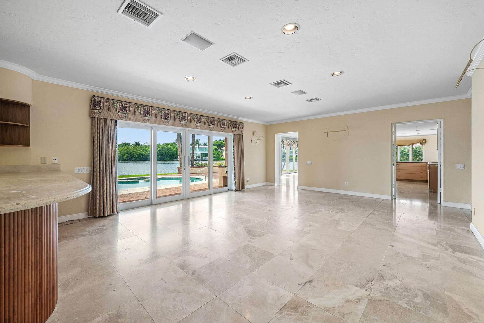 11 Hidden Harbour Drive, Gulf Stream, FL 33483 photo 9