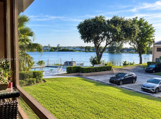 4491 Crystal Lake Drive 204B, Deerfield Beach, FL 33064