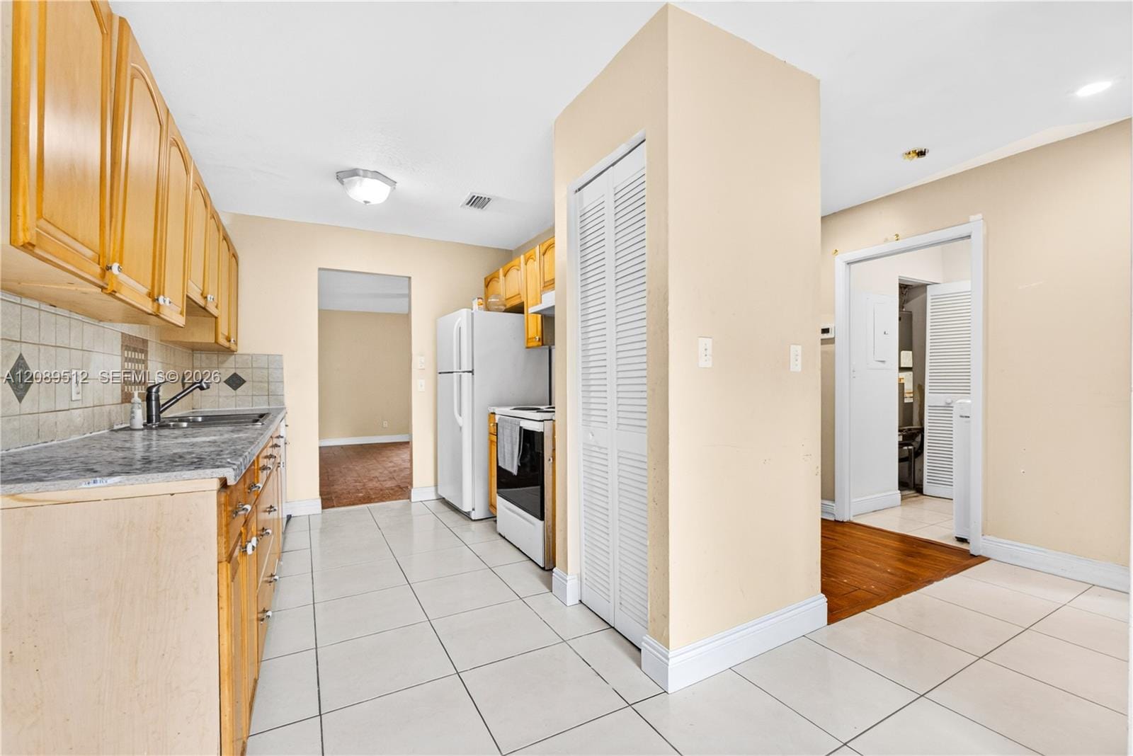 9014 NW 45th Court — photo 7