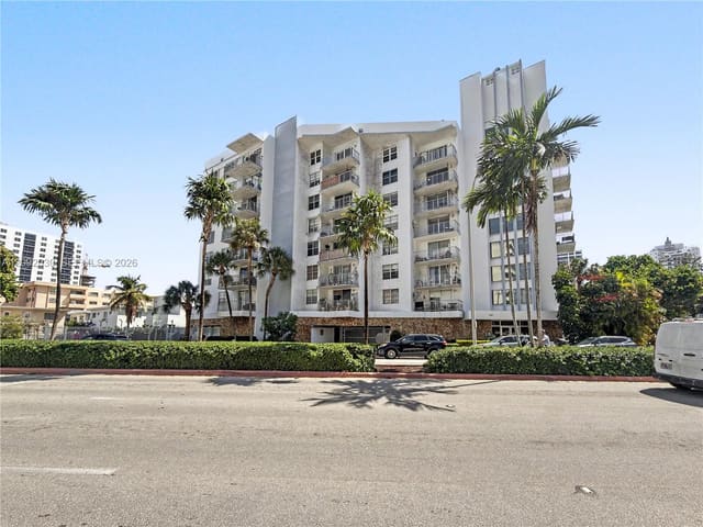 6801 Indian Creek Drive 609, Miami Beach, FL 33141