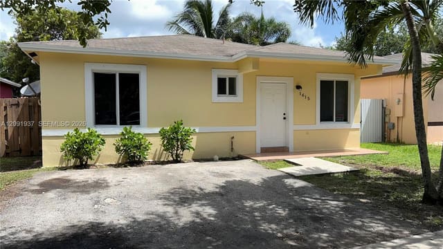 1615 SW 3rd Court, Homestead, FL 33030