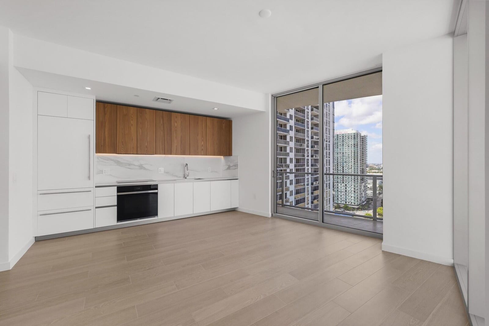 1400 Biscayne Boulevard 2007, Miami, FL 33132 photo 12