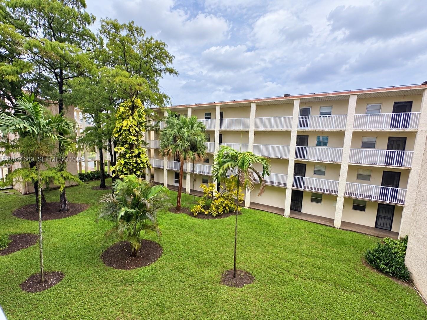 2800 NW 56th Avenue G204 — photo 3