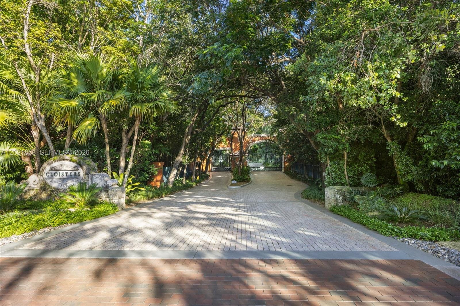 3471 Main Highway 1204, Coconut Grove, FL 33133 photo 2