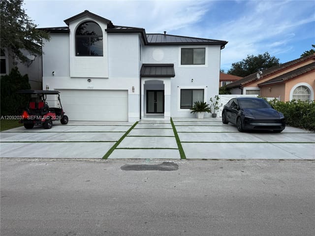 19603 NW 82nd Place, Hialeah, FL 33015