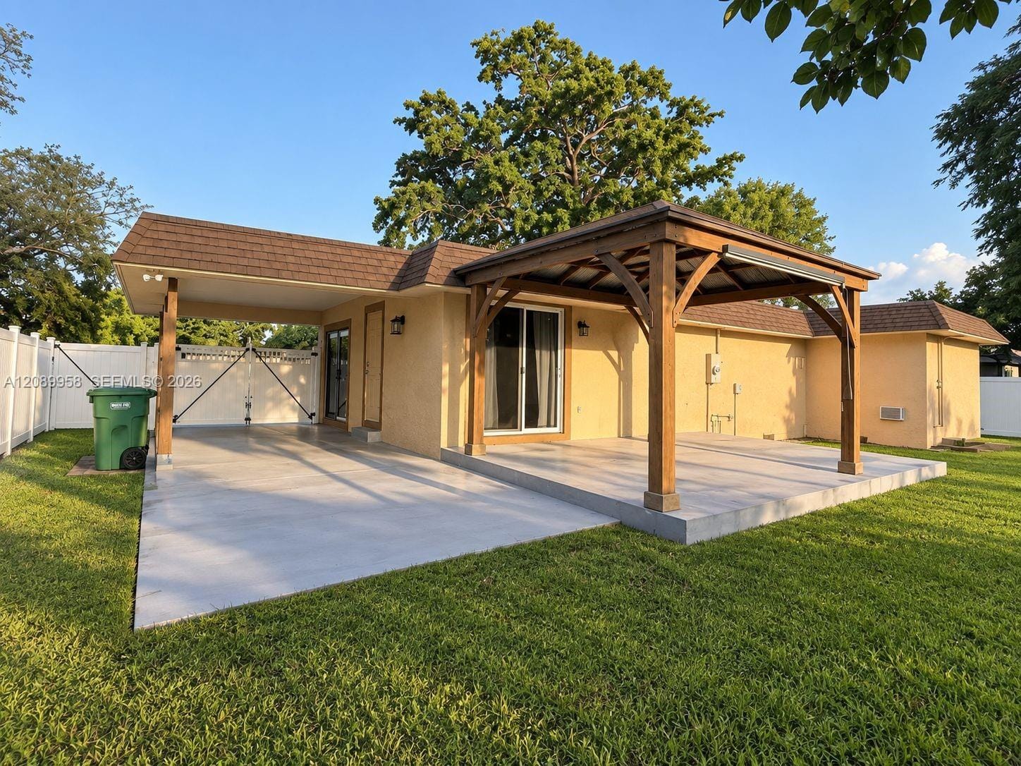 7907 NW 73rd Terrace, Tamarac, FL 33321 photo 22
