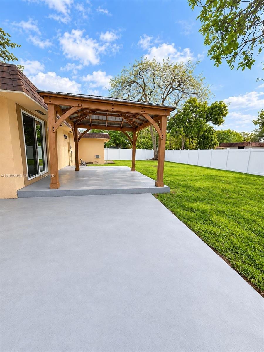 7907 NW 73rd Terrace, Tamarac, FL 33321 photo 24