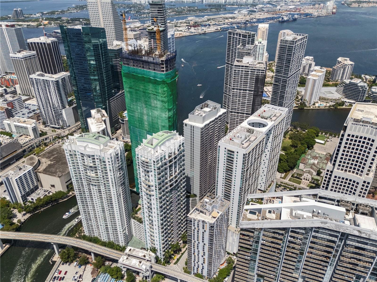77 SE 5th Street 2502, Miami, FL 33131 photo 2