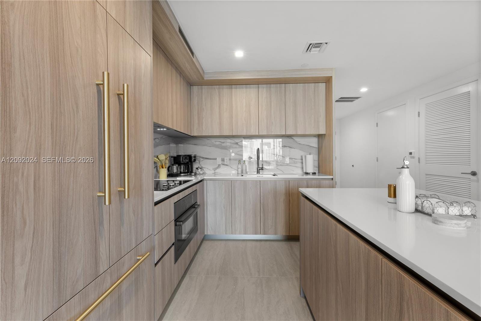 77 SE 5th Street 2502, Miami, FL 33131 photo 22