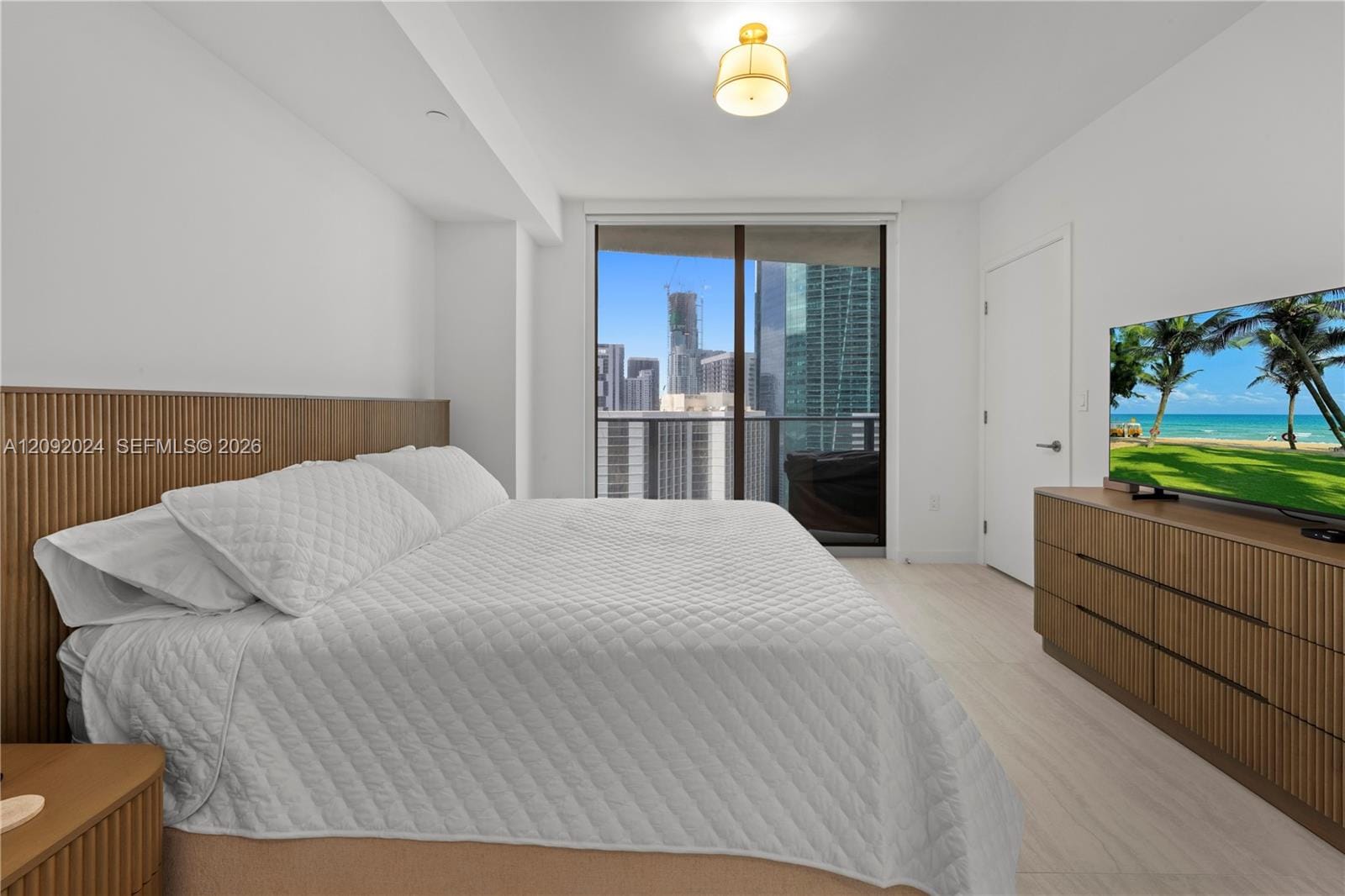 77 SE 5th Street 2502, Miami, FL 33131 photo 25